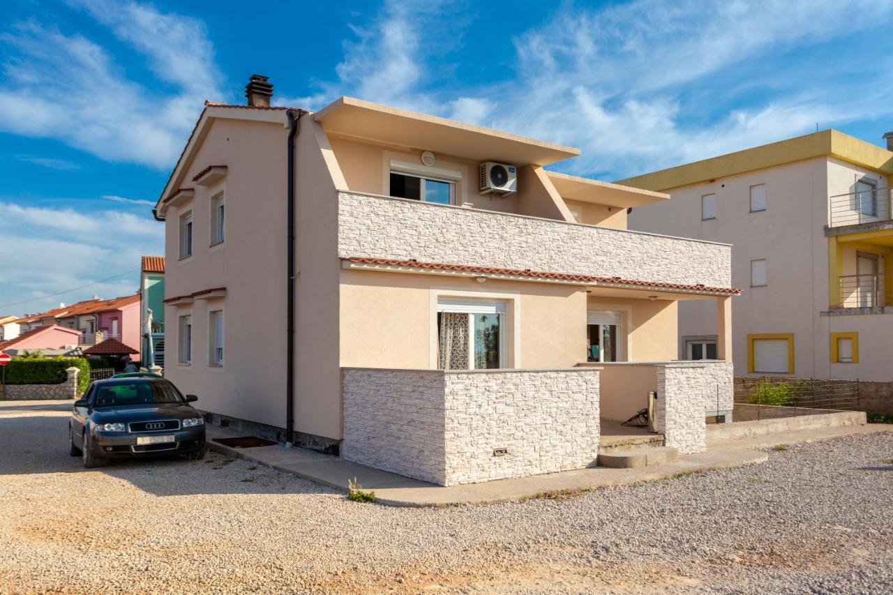 Apartments Didi Omišalj Exterior foto